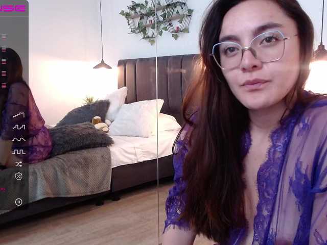 Photos AlisonW09 Hi there Im new here! come to enjoy with me