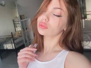 Chat vidéo érotique aliwyhekozy