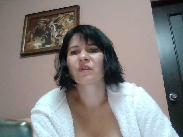 Photos AllaBoni Hi guys! WHO MAKE ME CUM???with me a pleasure to entertain) so requests to play me and you will not regrethi,I have a new toy let it protest it together