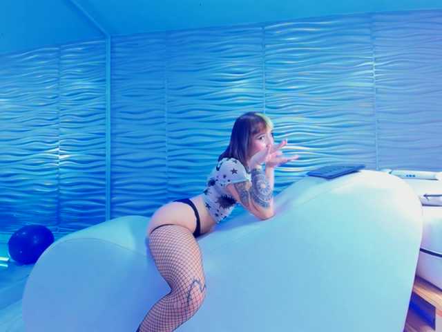 Captures d'écran de diffusion AlliceBlue