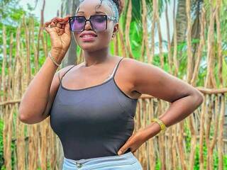 Chat vidéo érotique Alliciete