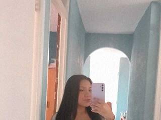 Chat vidéo érotique Allyson-Bonnie