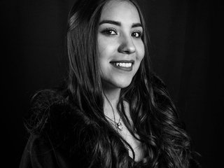 Chat vidéo érotique Aly-Loving