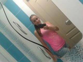 Chat vidéo érotique alya2016