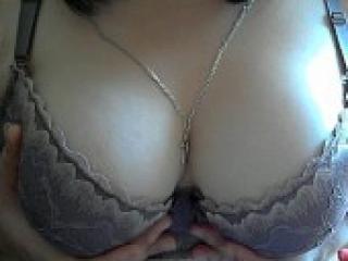 Chat vidéo érotique ameliya26