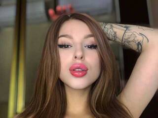 Chat vidéo érotique AminaSicret