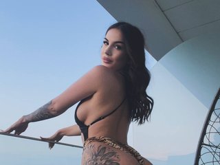 Chat vidéo érotique AmiraRoshen