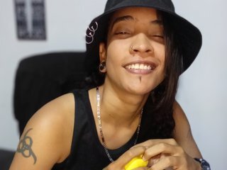 Chat vidéo érotique Amy-Hellxxx