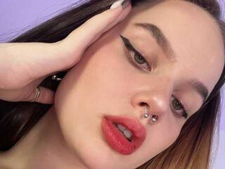 Chat vidéo érotique amy_Little_doll