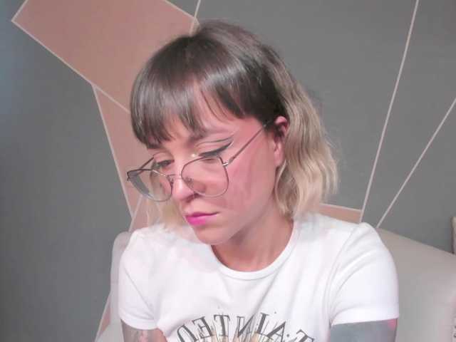 Photos AmyAddison Are you hungry baby? I want to swallow you up♥I want you to end in my mouth♥fingering+blowjob@goal♥lovense on 999