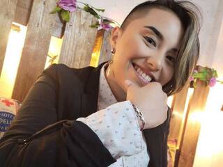 Chat vidéo érotique Amysedarys25