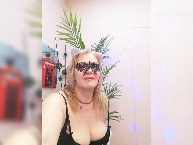 Photos Annabelle1234 go play which me .....make me wet ... im have luch lush show titts35#show ass45#