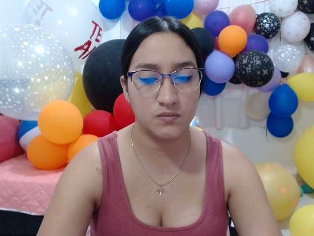 Photos Andreacute Hello guys welcome to my room, let's play with my balloons, I'm a looner, I have a hairy pussy, #balloons #bush #hairy #control lush or domi