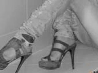 Chat vidéo érotique aneechka