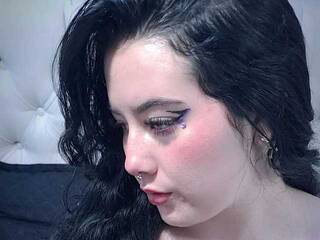 Chat vidéo érotique Angel-blancoo