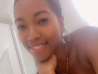 Chat vidéo érotique Angelinnasexy