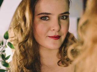 Chat vidéo érotique AngelRouje