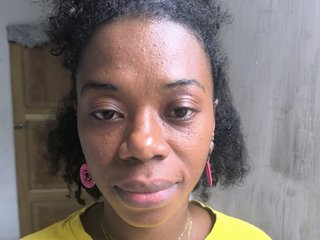 Chat vidéo érotique Anique24