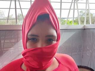 Chat vidéo érotique anisaanann