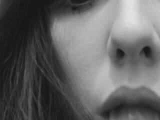 Chat vidéo érotique Anna-Leda