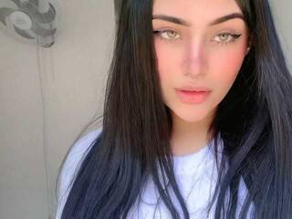 Chat vidéo érotique Anne-Rose