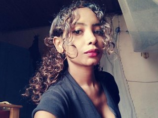 Chat vidéo érotique Annicka25