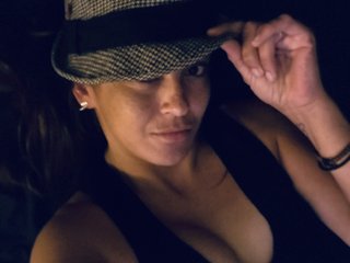 Chat vidéo érotique Anniemoxx