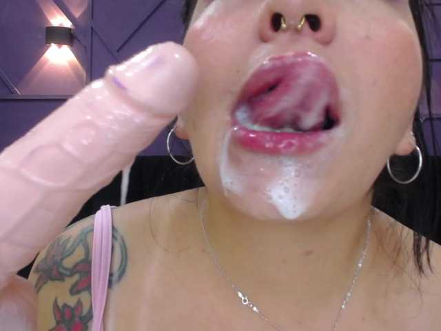 Photos Anniieose i want have a big orgasm, do you want help me? #spit #latina #smoke #tattoo #braces #feet #new