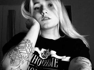 Chat vidéo érotique Annowa