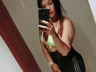 Chat vidéo érotique AnnyBit36