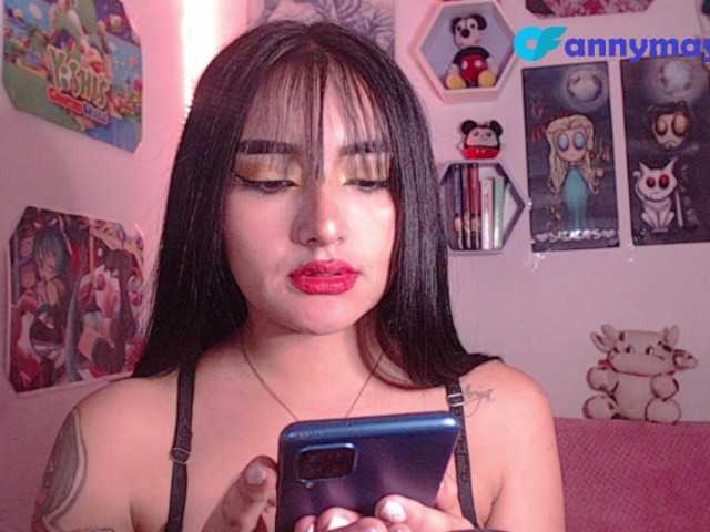 Photos annymayers hello guys I am a super sexy girl with desire to have fun all night come and try all my power1000 squirt at goal #spit #tits #latina #daddy #suck #dirty #anal #squirt #lush