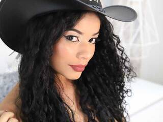 Chat vidéo érotique Anthonela-Mil