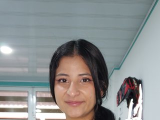 Chat vidéo érotique antonella-adams