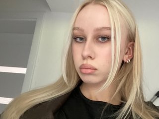 Chat vidéo érotique AnyaDirty