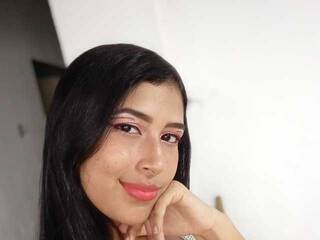 Chat vidéo érotique Anzu07