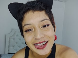 Chat vidéo érotique Apola77