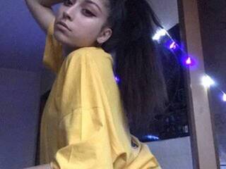 Chat vidéo érotique applepieee