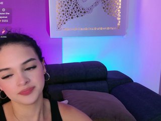 Chat vidéo érotique AprilRhodes
