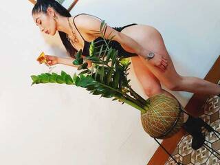 Chat vidéo érotique ARABHELA