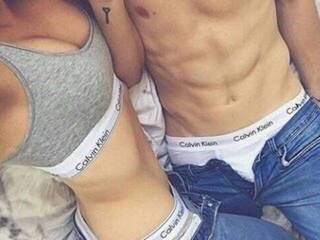 Chat vidéo érotique ArchyKaraCum