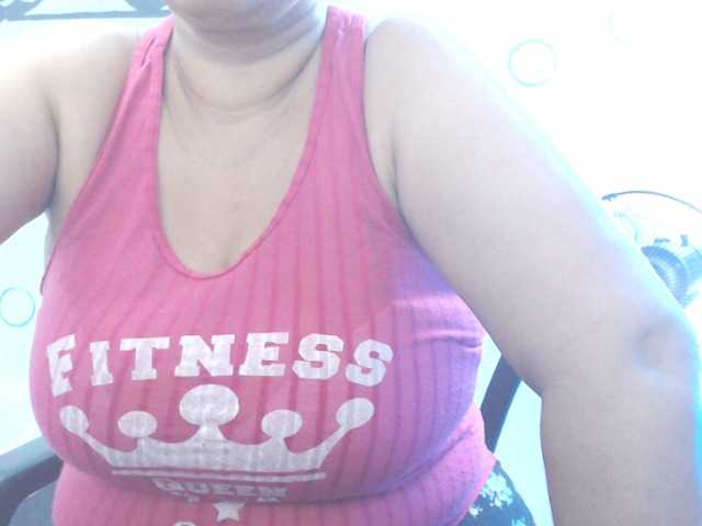 Photos ARDIMATURESEX #bbw #bigbelly #bigboobs #grandmother Lovense Lush : Device that vibrates longer at your tips and gives me pleasures #lovense