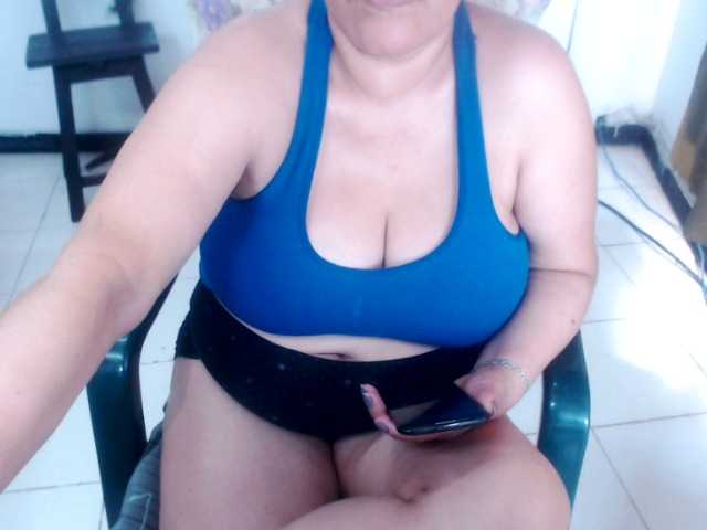 Photos ARDIMATURESEX #bbw #bigbelly #bigboobs #grandmother Lovense Lush : Device that vibrates longer at your tips and gives me pleasures #lovense