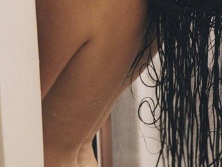 Chat vidéo érotique Goldlove10