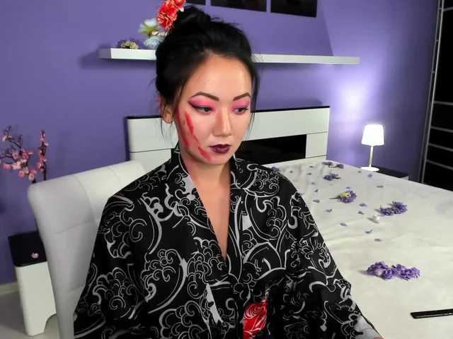 Photos ArinaBree 999 tkns Take off kimono