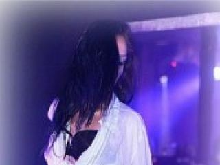 Chat vidéo érotique arinochka12