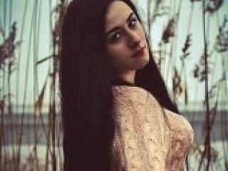 Chat vidéo érotique arinochka15