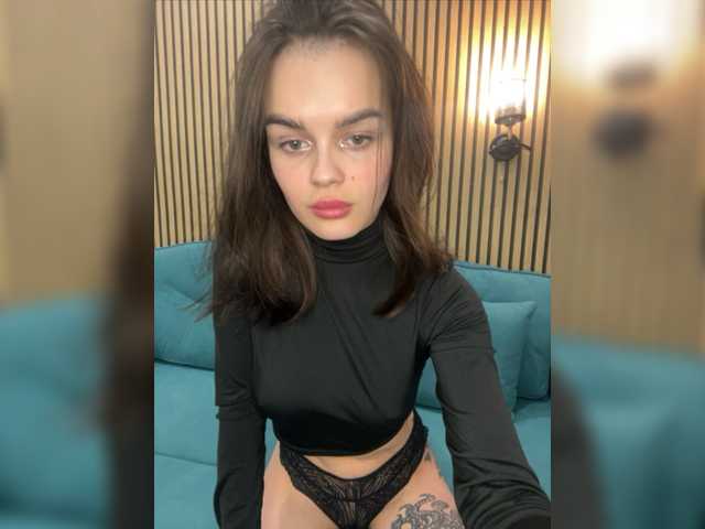 Captures d'écran de diffusion ArtModelka