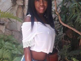 Chat vidéo érotique ashelyanddoll