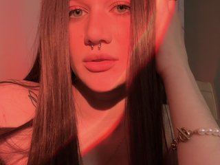 Chat vidéo érotique KarinaGrey