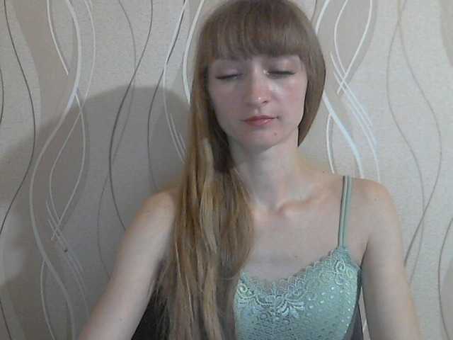 Captures d'écran de diffusion AsyaBlond